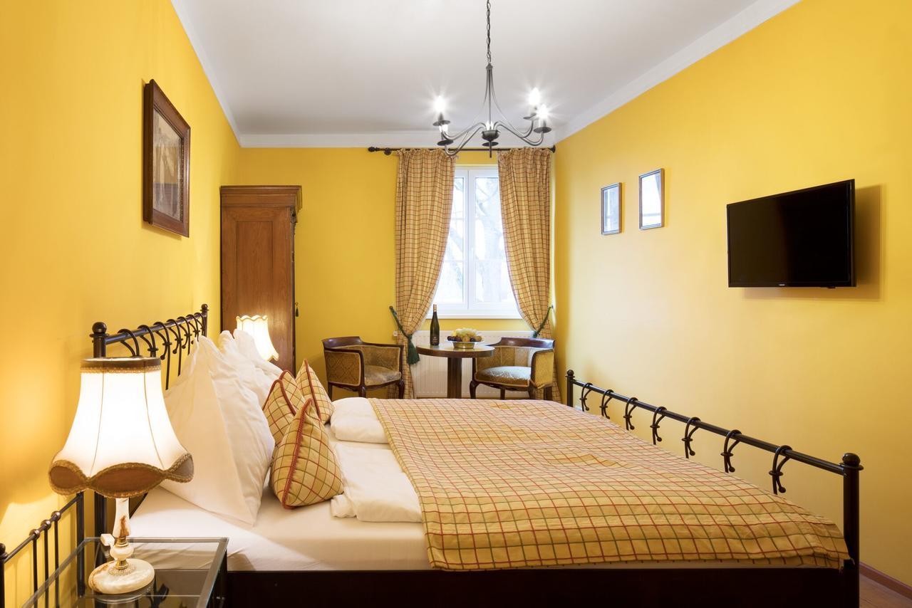 Hotel Nibelungenhof 툴른 외부 사진